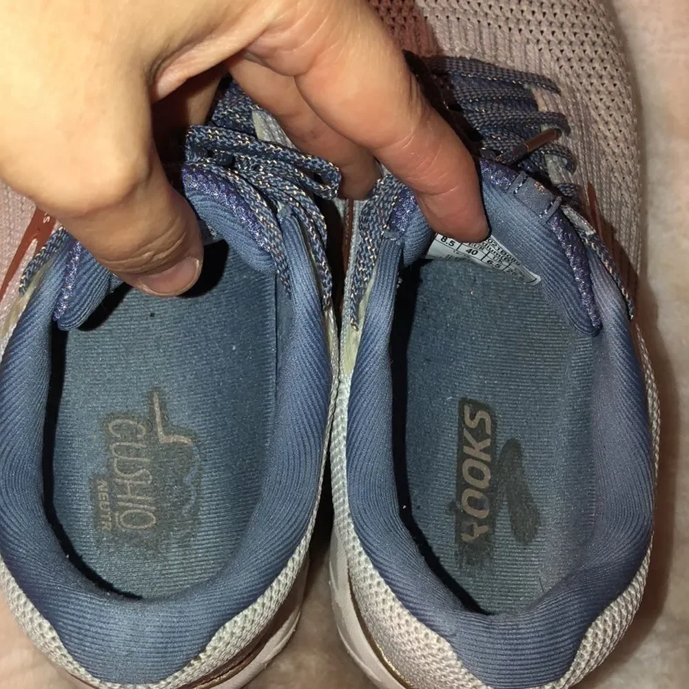 Brooks 8.5 Revel 3 Light Green Rose Gold Metallic Running Sneakers